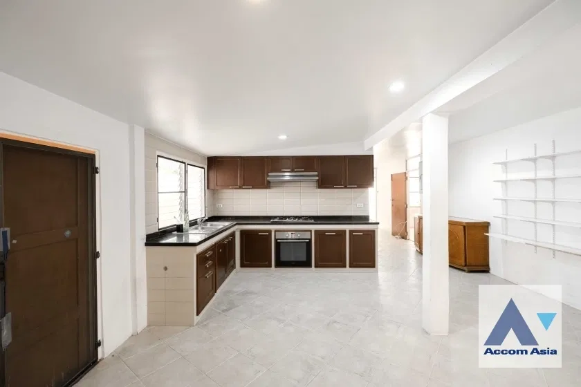 picture 🔼🔽 AccomA 📩  3 BR House in  Lumphini (AA39204) - 8/13