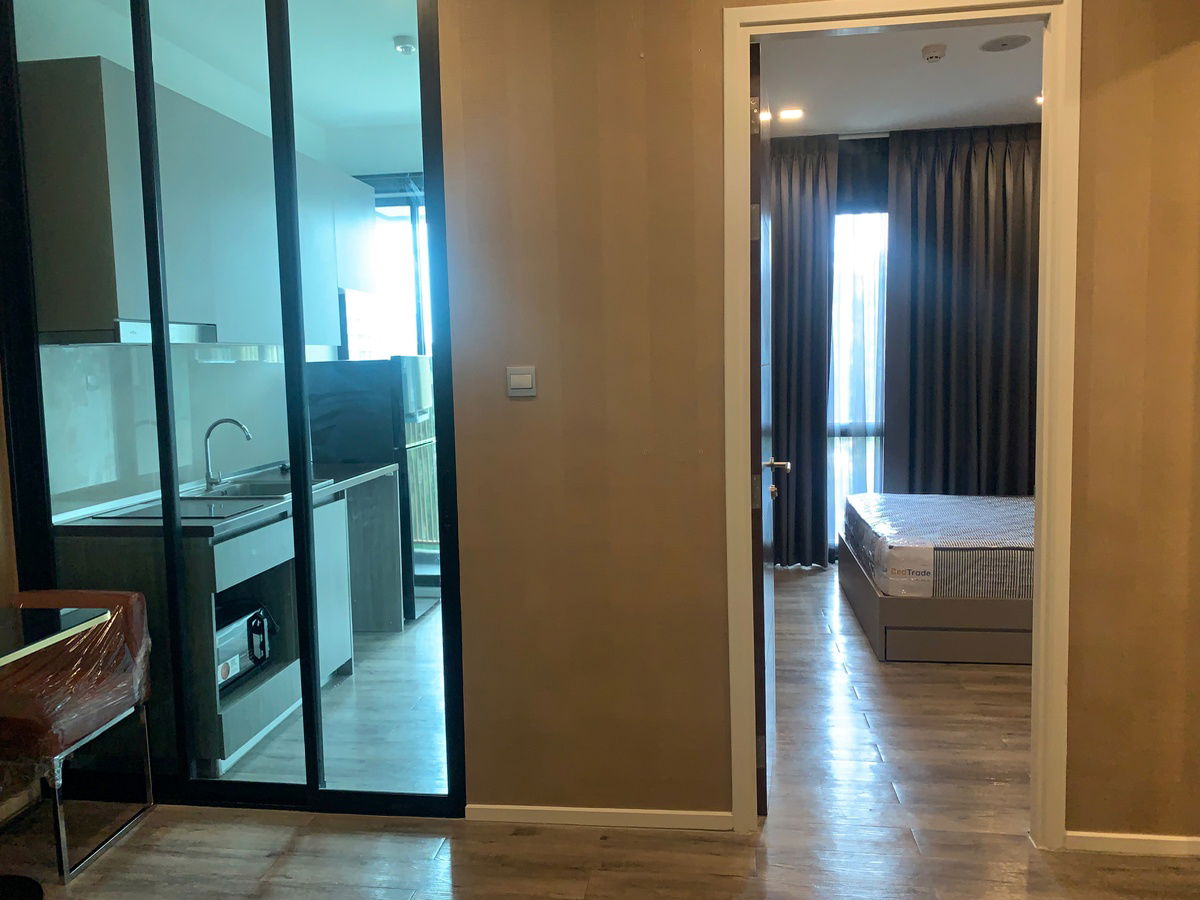 picture 📣 Ratchada 32 ~ Condo for rent ~ Opposite the Criminal Court ~ Near Chandrakasem Rajabhat University, Mini Lotus, 7-Eleven,  - 1/13