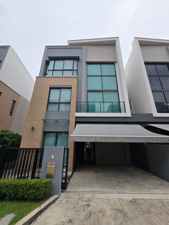 picture Estara Haven Pattanakan 20, near BTS On Nut, near an international school, near Big c, semi-detached house, empty house for rent 50k - 1/16