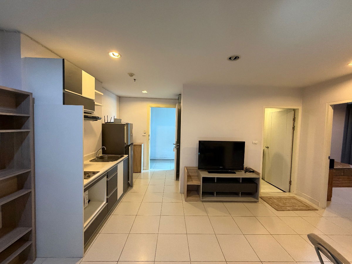 picture For rent Silk place PAHOLYOTHIN Laksi ready to move Line : @livingperfect - 22/23