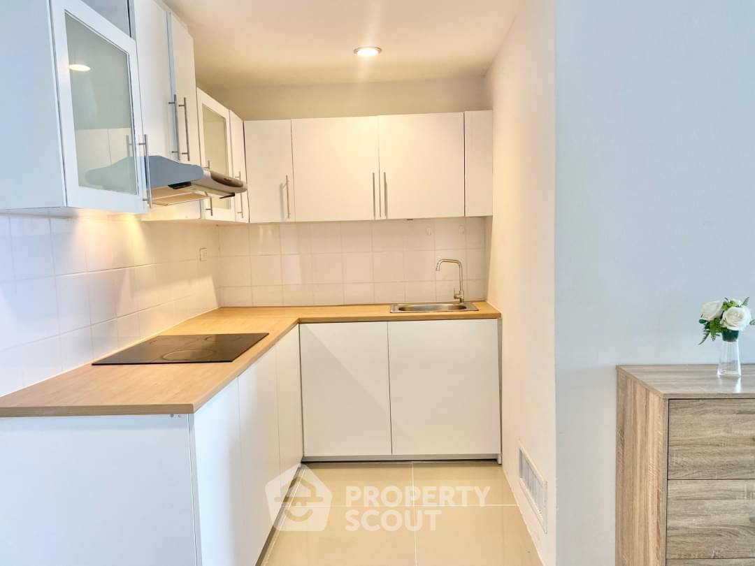 รูป คอนโด 2-ห้องนอน ที่ เดอะวอเตอร์ฟอร์ด ไดมอน ทาวเวอร์ สุขุมวิท ใกล้ BTS พร้อมพงษ์ (ID 1332373) - รูปที่ 6/18