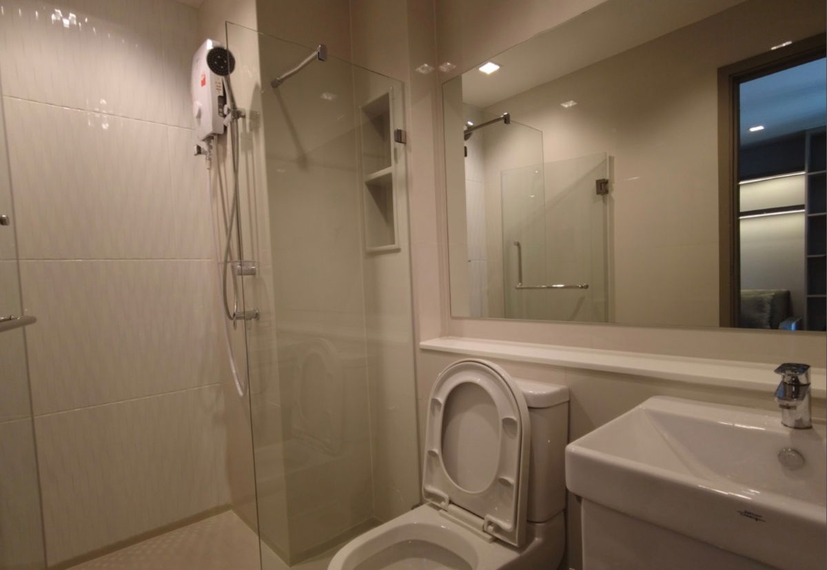 รูป เช่า ไลฟ์ อโศก - พระราม 9 สวย พร้อมอยู่ วิวสวน ใกล้ MRT พระราม 9 สนใจแอตไลน์ครับ@841qqlnr - รูปที่ 8/8