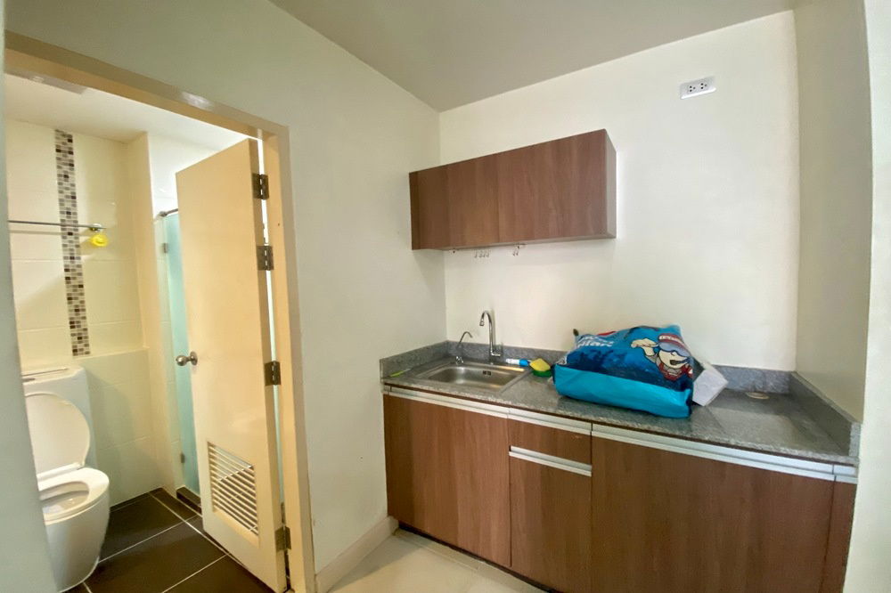 picture 🔥 For Sale !! South Facing !!🔥 Code C20230900487..........Wish @ Samyan, 1 bedroom, 1 bathroom, furnished, Special Deal!!📣📣 - 4/9