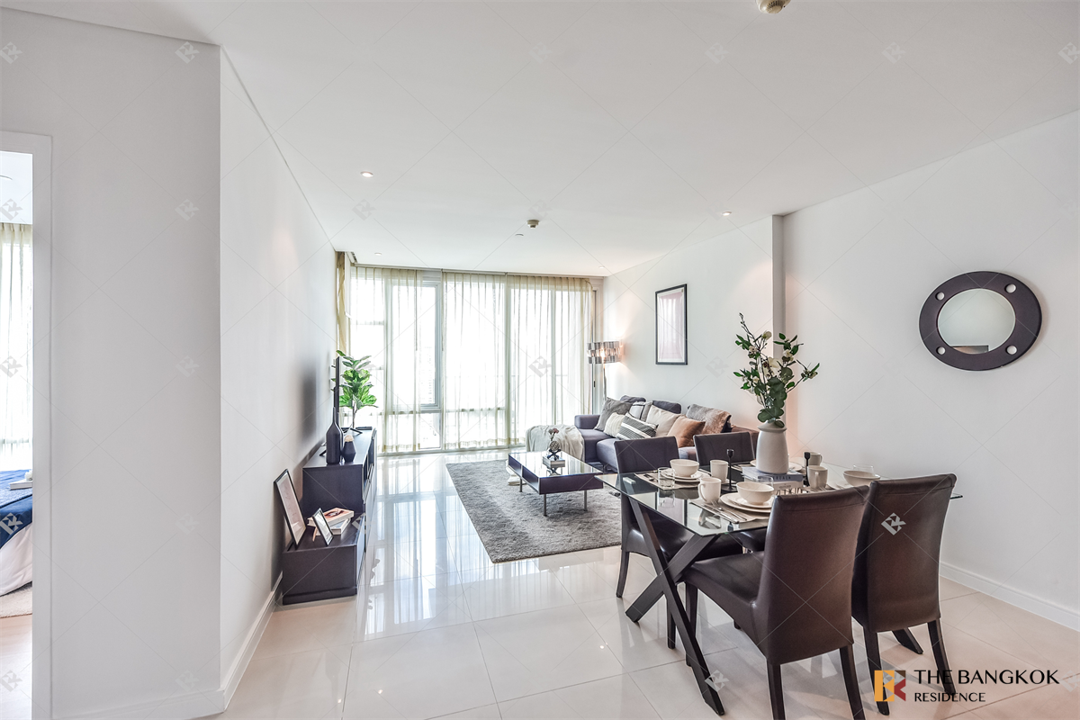 picture Fullerton near BTS Ekkamai Hurry, big discount is ending! - 9/10