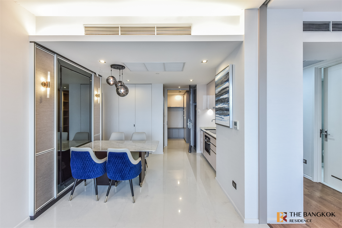 picture The Bangkok Sathorn Convenient Travel, Great Value per Square Meter near BTS Surasak - 1/10