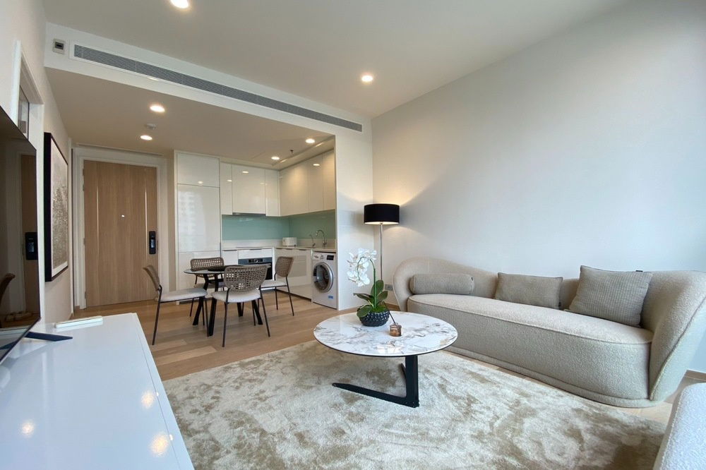 picture For Rent !! Super Luxury project, high floor 22++, city view!! 🔥 Code C20251000086....Anil Sathorn 12, 1 bed, 1 bath, furnished, ready to move in📣📣 - 2/11