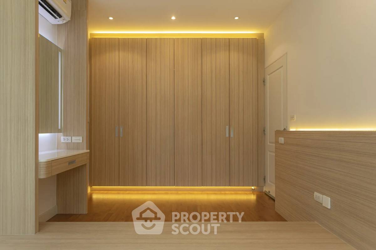 picture 3-BR House in Mahasawat (ID 2377800) - 13/21