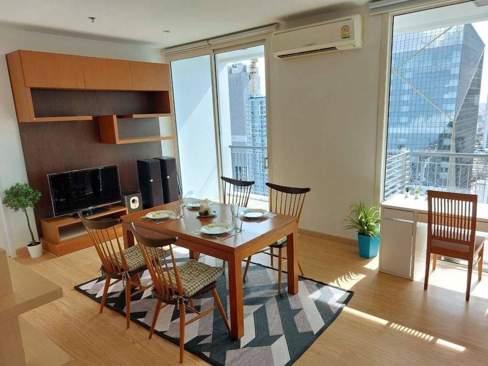 picture Villa Rachatewi【𝐒𝐄𝐋𝐋 & 𝐑𝐄𝐍𝐓】🔥Luxurious dark wood tones, classic yet contemporary🔥  Contact Line ID: @hacondo - 4/10