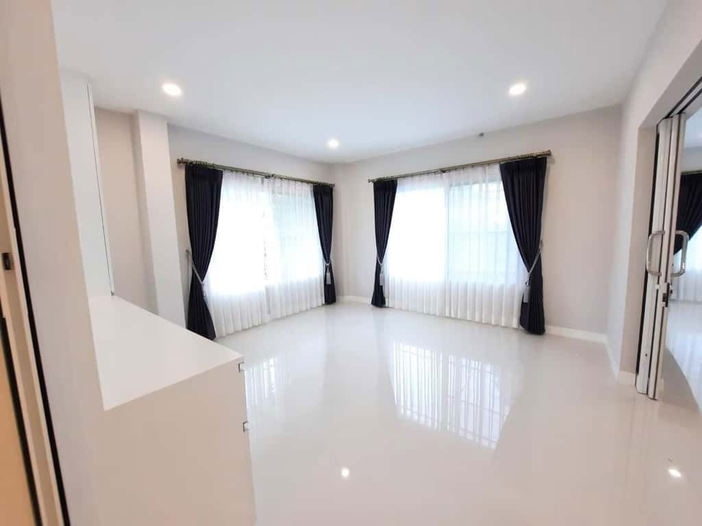 picture Corner House for Rent in the Luxury Project Siri Lake Siwalee Chiang Mai Located in Mae Hia area near Chiang Mai Airport  - 32/48