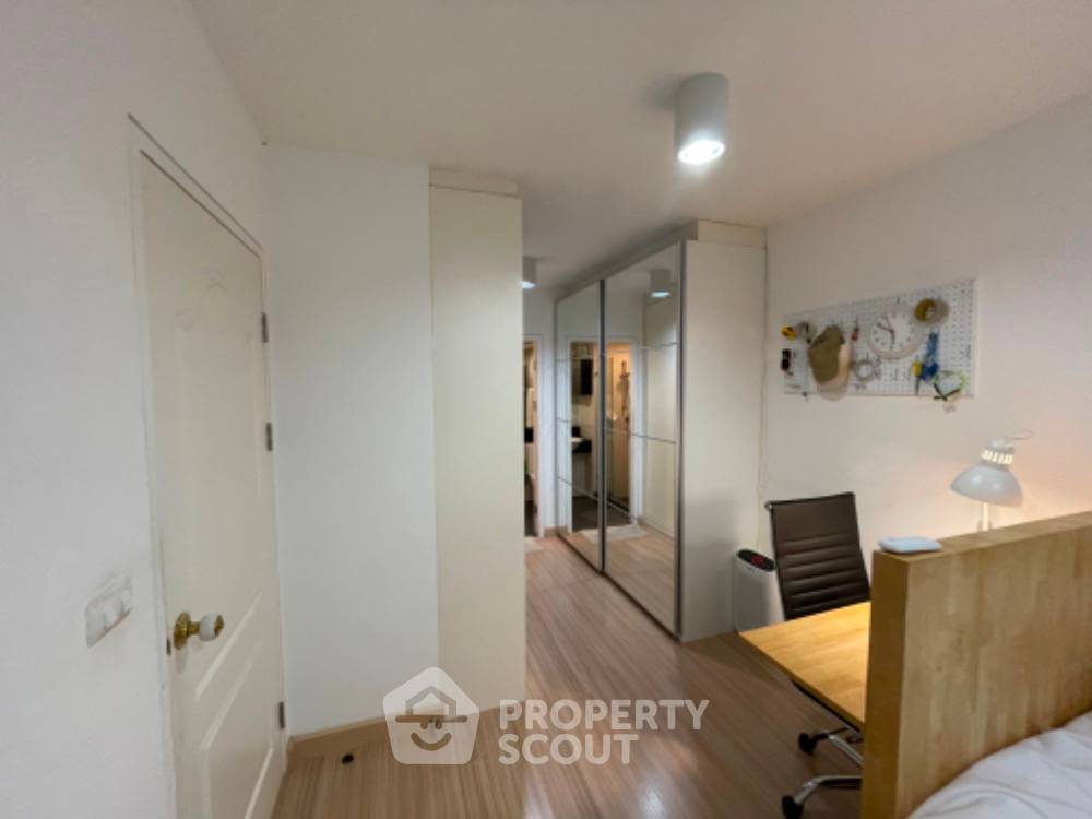 picture 1-BR Condo at Chateau In Town Vibhavadi 10 near MRT Sutthisan (ID 891735) - 6/12