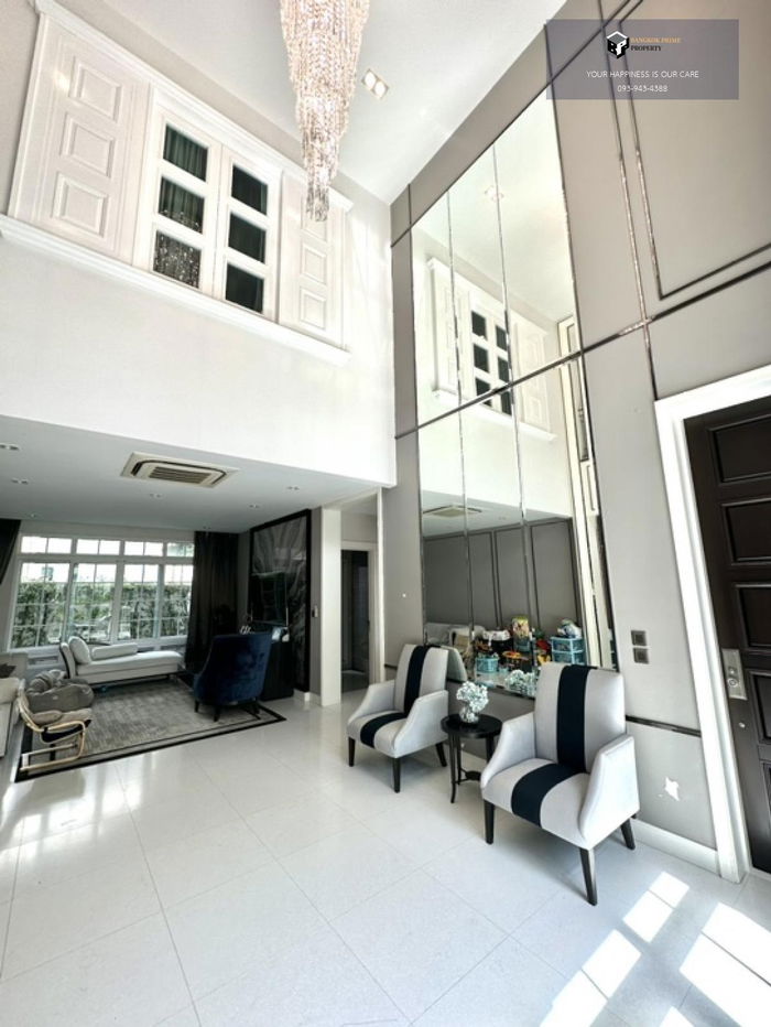 picture Ladawan Rama 2 | Luxury house with elevator (Built-in) luxury modern classic #2025102912639 - 12/17