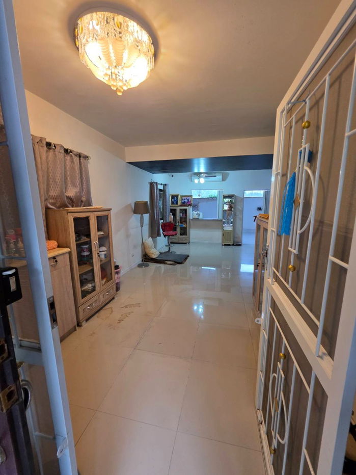 รูป ถูก! ราคาคุ้มค่า  ขายทาวน์เฮ้าส์หมู่บ้านพฤกษา 63 บางกะดี-ปทุมธานี 30.2 ตารางวา บ้านหลังริม มีพื้นที่ใช้สอยข้างบ้าน - รูปที่ 6/30