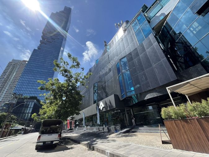 ให้ เช่า พื้นที่สำนักงาน ชั้น 1 ตึก อาคารมหานครเซ็นเตอร์ MAHANAKHON CENTER 510 ตรม ใกล้ BTS ช่องนนทรี