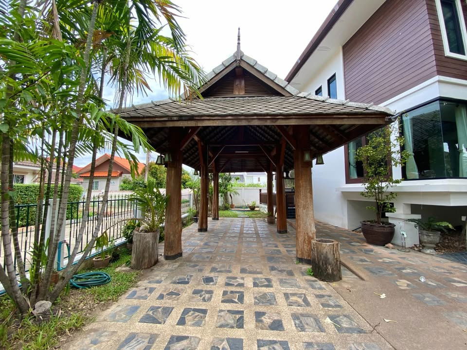 รูป H00518  ให้เช่าบ้านเดี่ยวสองชั้น 3 ห้องนอน 3 ห้องน้ำ 1 ห้องรับแขก - รูปที่ 20/21