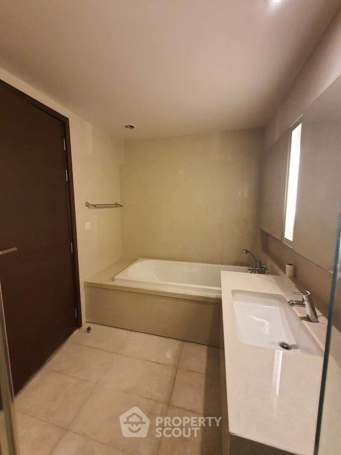 picture 2-BR Condo at Quattro By Sansiri near BTS Thong Lor (ID 1280438) - 17/18