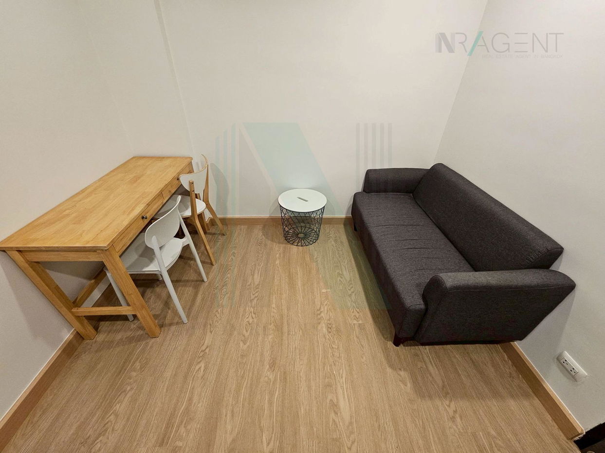 picture ð For Rent Condo CHATEAU IN TOWN CHARANSANITWONG 96/2 Building A, Floor 8,1 bed room, Room size 30 sqm - 1/8