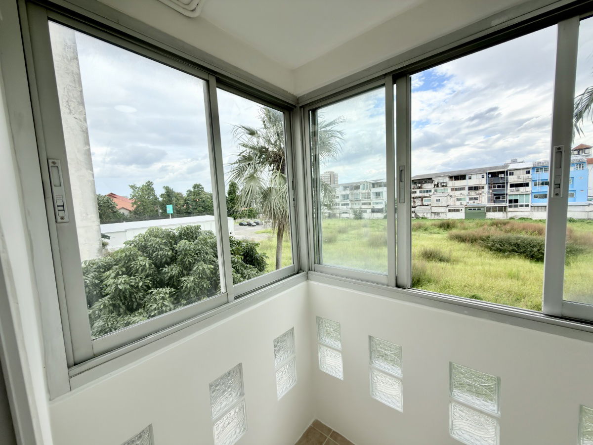 picture ðĒ Selling 2-bedroom condo, Grand Park Town, quiet location, near community Large room, perfect function, at an affordable price - 44/46