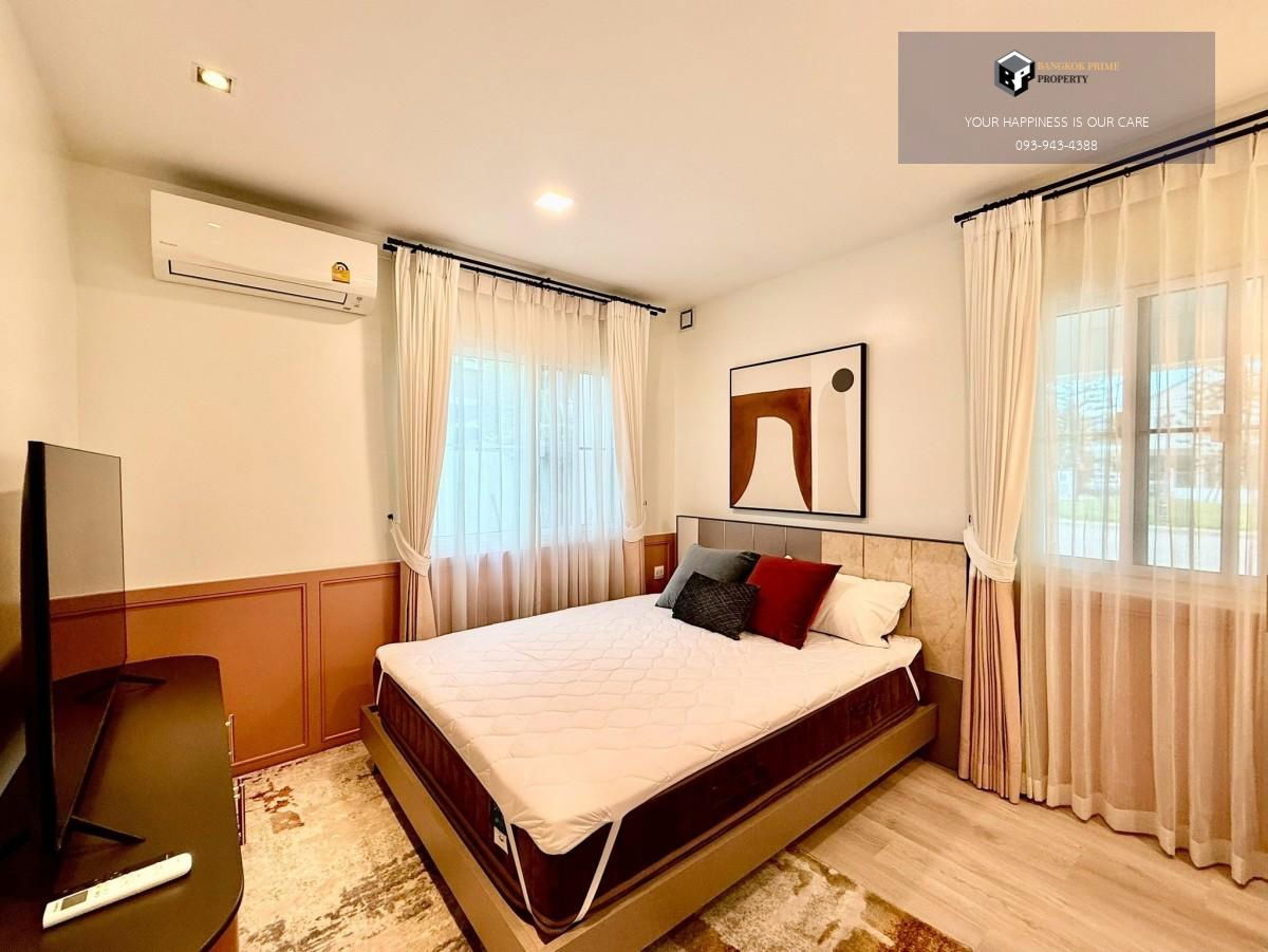 picture Villaggio 2 Srinakarin-Bangna | Garden-front house, beautifully decorated, 5 mins to Mega Bangna, near pool & clubhouse. 🌿✨ #2025102912641 - 11/18