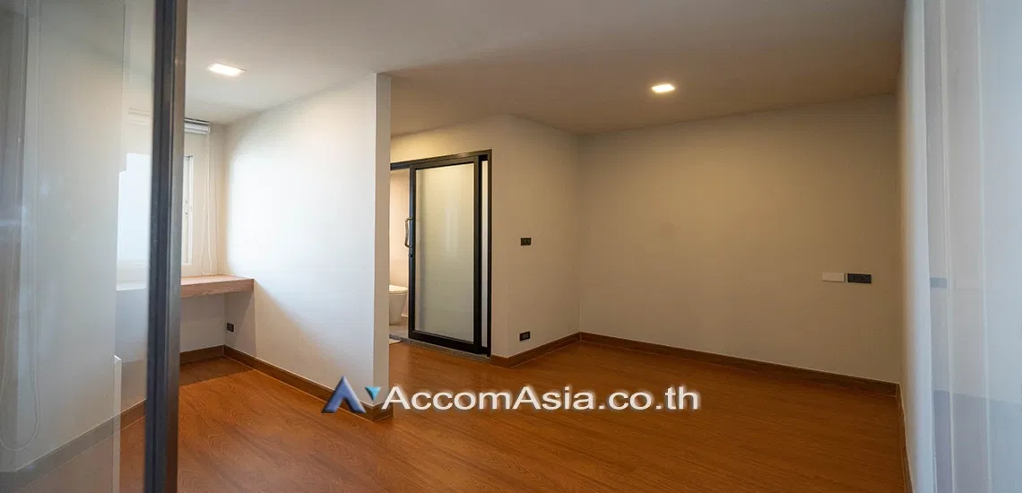 รูป 🔼🔽 AccomA 📩  3 BR Condominium @Regent On The Park 2 (AA30112) - รูปที่ 11/14