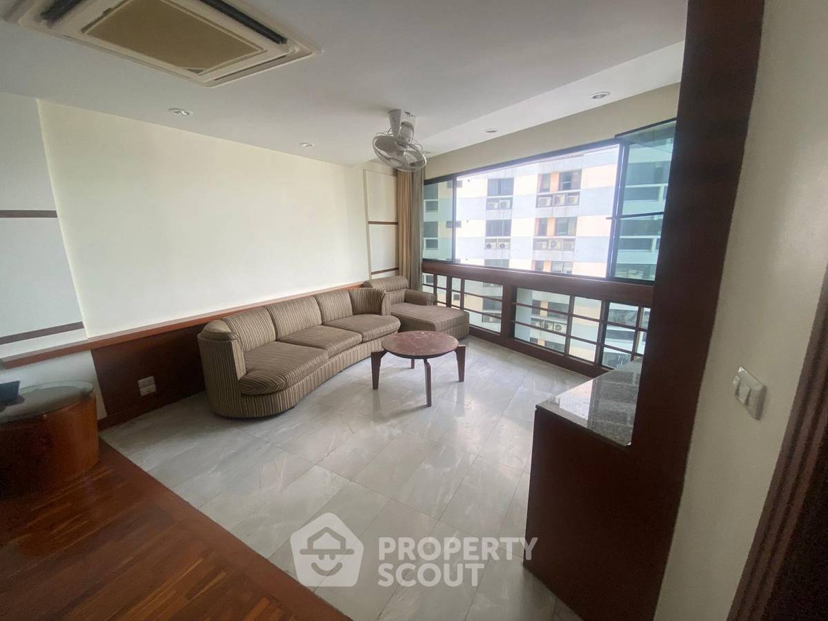 picture 3-BR Condo at President Park Condominium near MRT Queen Sirikit National Convention Centre (ID 2380275) - 15/20