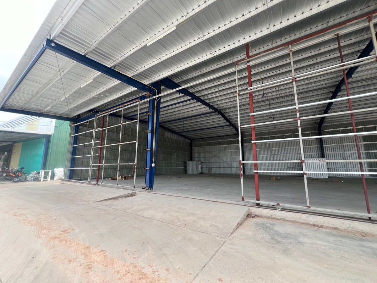 รูป ให้เช่าโกดัง Stock สินค้าทำเลเด่นใกล้เมือง   1  ห้องน้ำ   ที่จอดรถ 2-4  คัน - รูปที่ 1/25