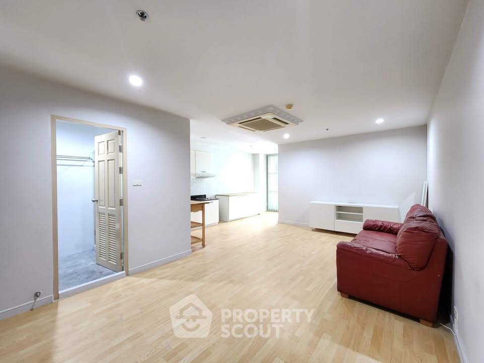 picture 1-BR Condo at Sukhumvit Living Town near MRT Phetchaburi (ID 2377944) - 1/16