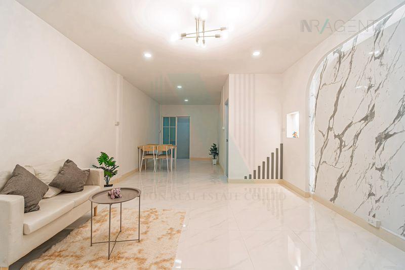 รูป 📌 ขายทาวน์เฮาส์ โครงการ บ้านมนวดี 2 ชั้น 3 ห้องนอน 2 ห้องน้ำ - รูปที่ 4/8