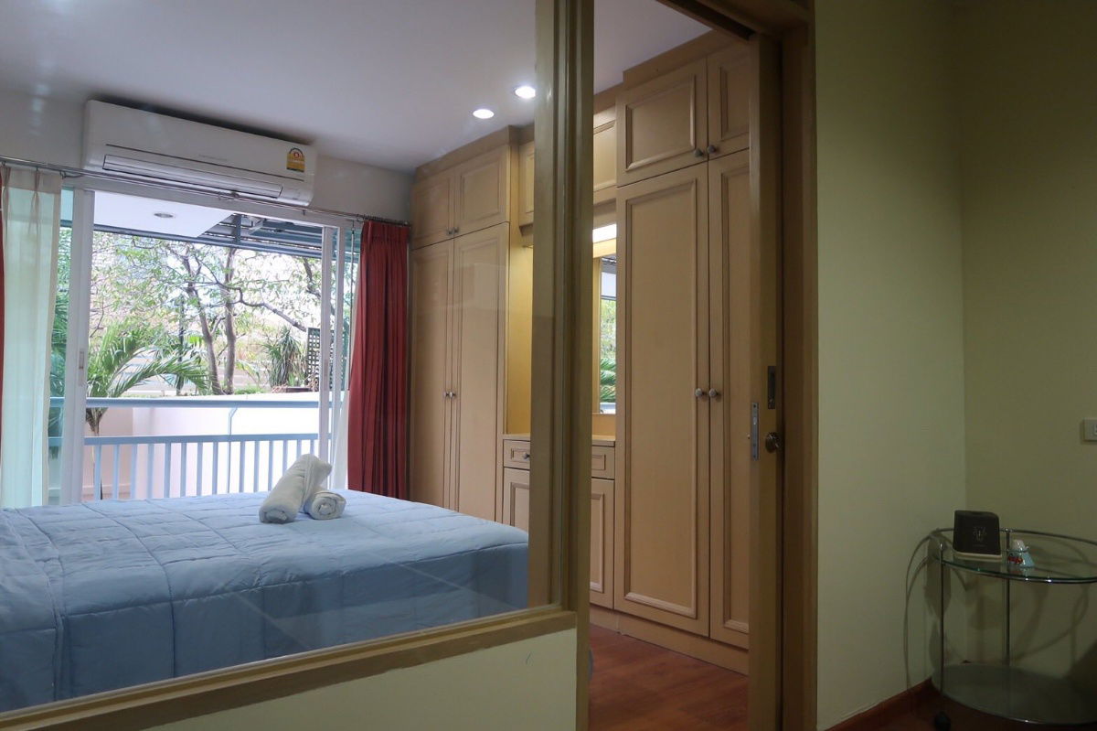 picture 🌆 For Rent – Grand Park View Asok 🚆 Close to MRT Phetchaburi 💰 Rent: 18,500 THB/month  📌 Code: RS2832 - 8/12