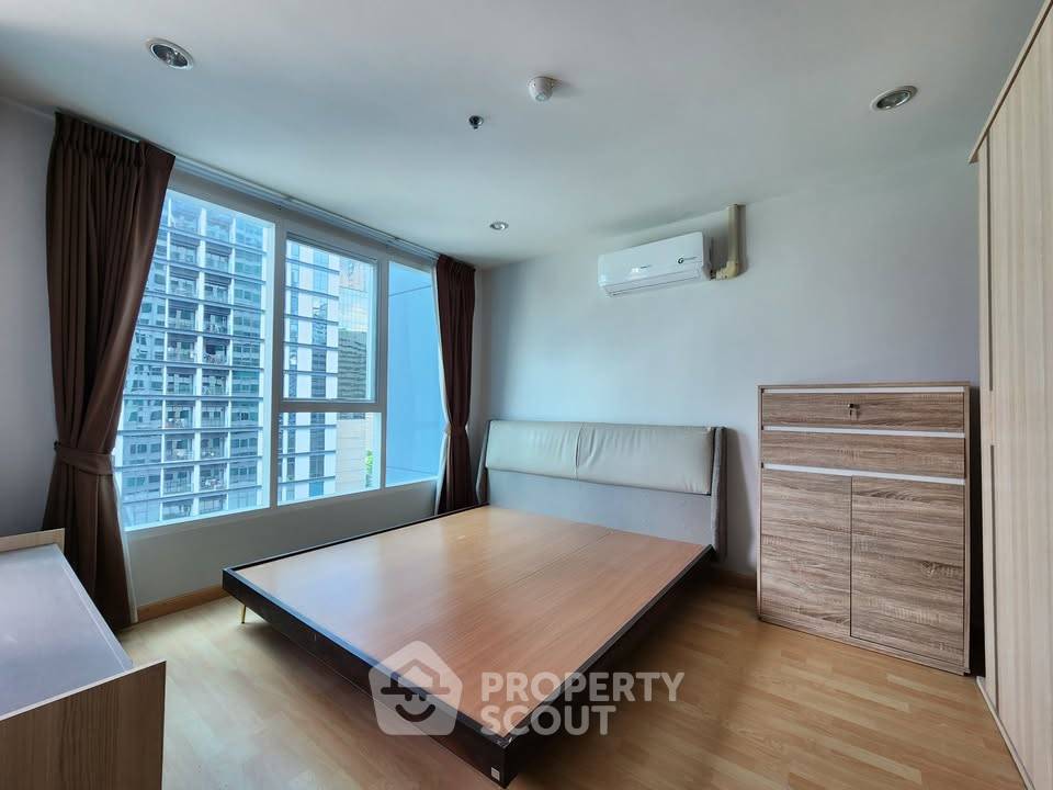 picture 1-BR Condo at Sukhumvit Living Town near MRT Phetchaburi (ID 2377944) - 8/16