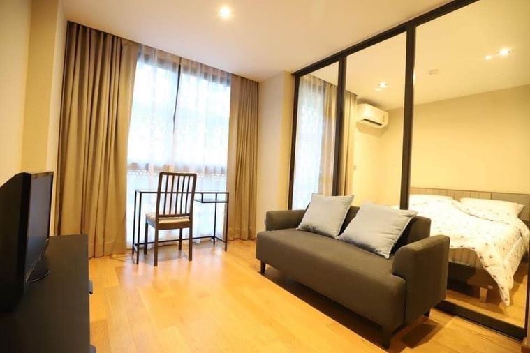 🔥Hot Deal🔥 For Rent 📌 Altitude Samyan - Silom (ID Line : @arent) ต่อรองได้ ห้องออกไวมาก!! ✅ เรามีสต็อกอีกหลายโครงการ ตอบไวมาก มีข้อเสนอดีๆทุกดีล