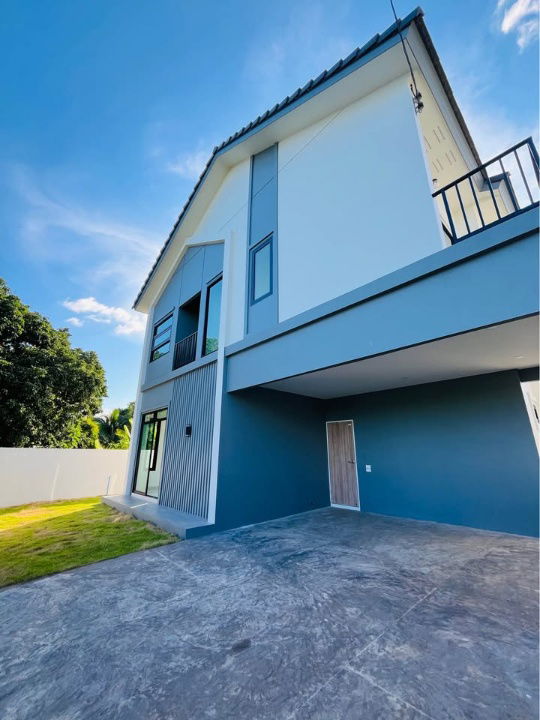 picture Two-storey detached house for sale  3 bedrooms 3 bathrooms and 2 parking. - 2/15