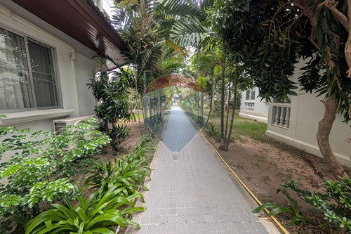 รูป [920471002-391] Baan Suan Lalana Large Corner Unit for Sale - รูปที่ 18/19