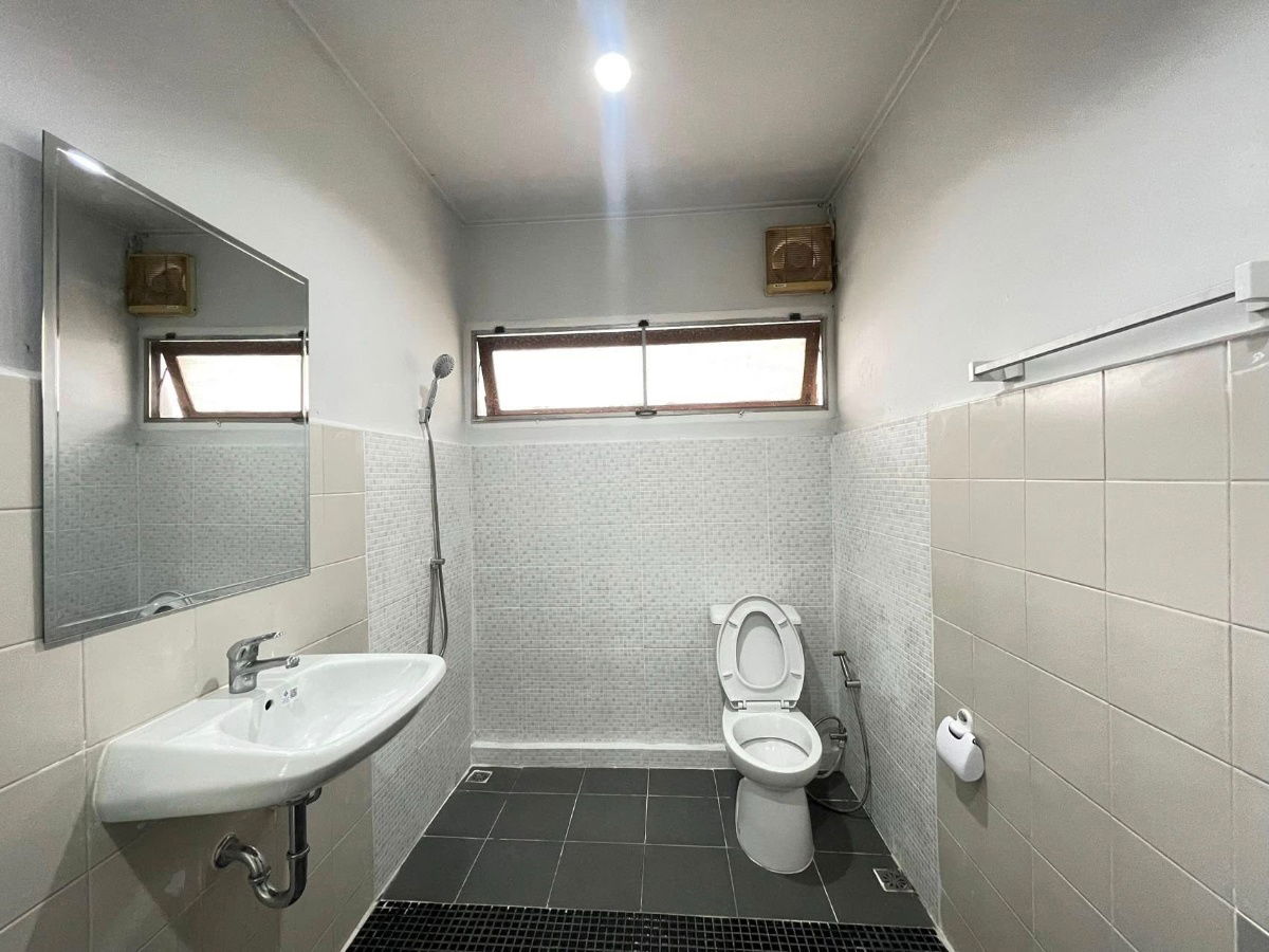 picture Rent Single house 2 stories, 6 bedroom 4 bathroom, 200 wah, 550 sq.m. - 7/16