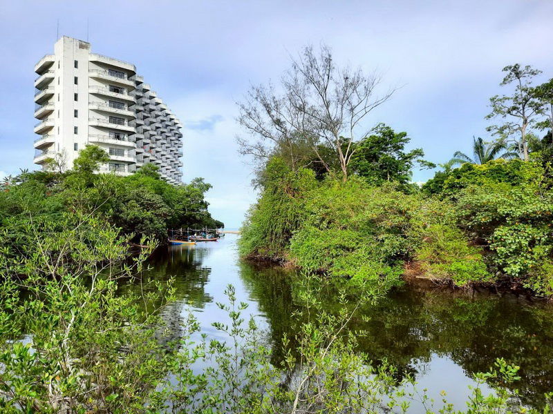 รูป ขายบ้านพักตากอากาศ วิวทะเลชะอำ ติดradisson resort ชะอำ - รูปที่ 13/18