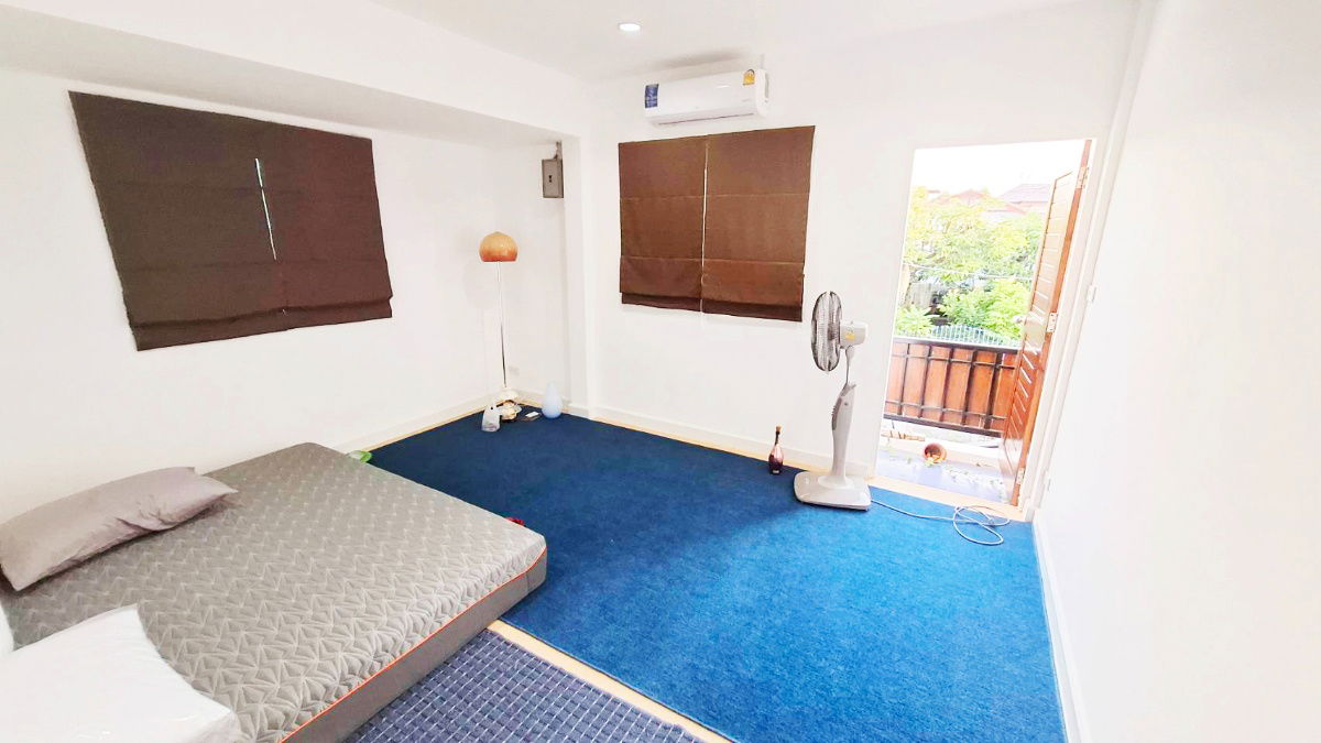 picture For rent, 2-Story Detached House, Renovated, beautiful house - 10/16