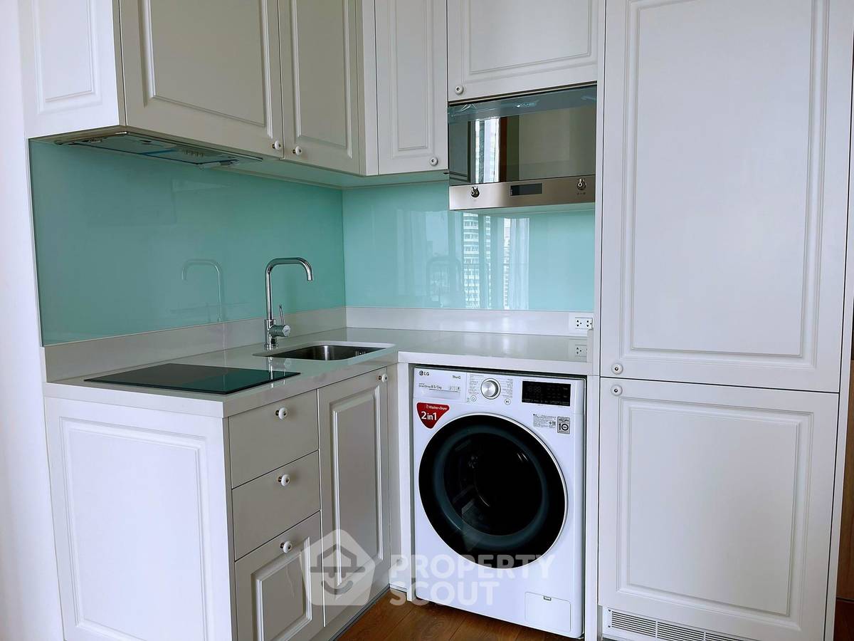 picture 2-BR Condo at Noble Be 33 near BTS Phrom Phong (ID 2379856) - 6/7