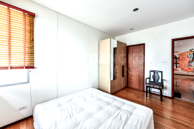 Condos for sale : Villa Sathorn Price better than expected!! near BTS Krung Thonburi