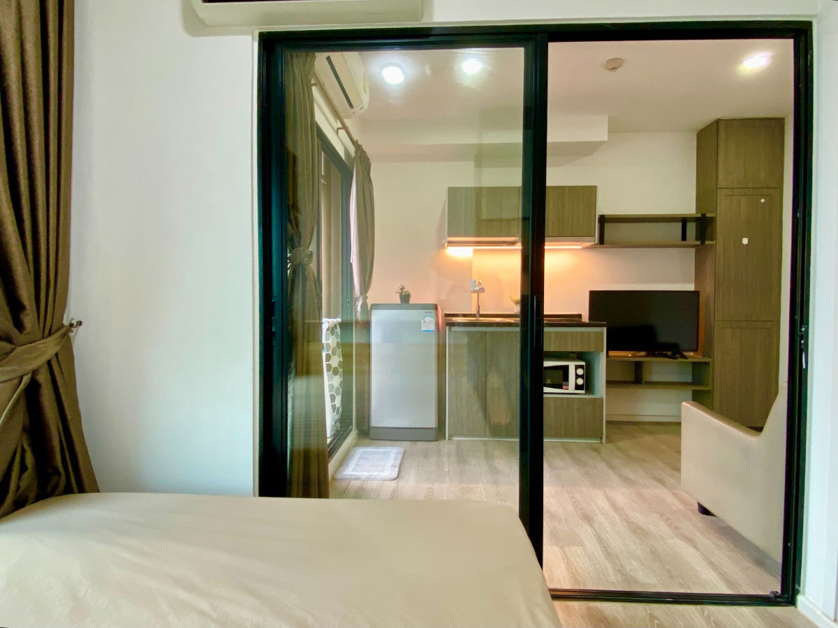 รูป “คอนโดทำเลดี เดินทางสะดวก ใกล้รถไฟฟ้า 🚆Kensington Sukhumvit-Theparak ห้องพร้อมอยู่ ราคาเบา ๆ แต่บรรยากาศสุดหรู 💼” - รูปที่ 9/14