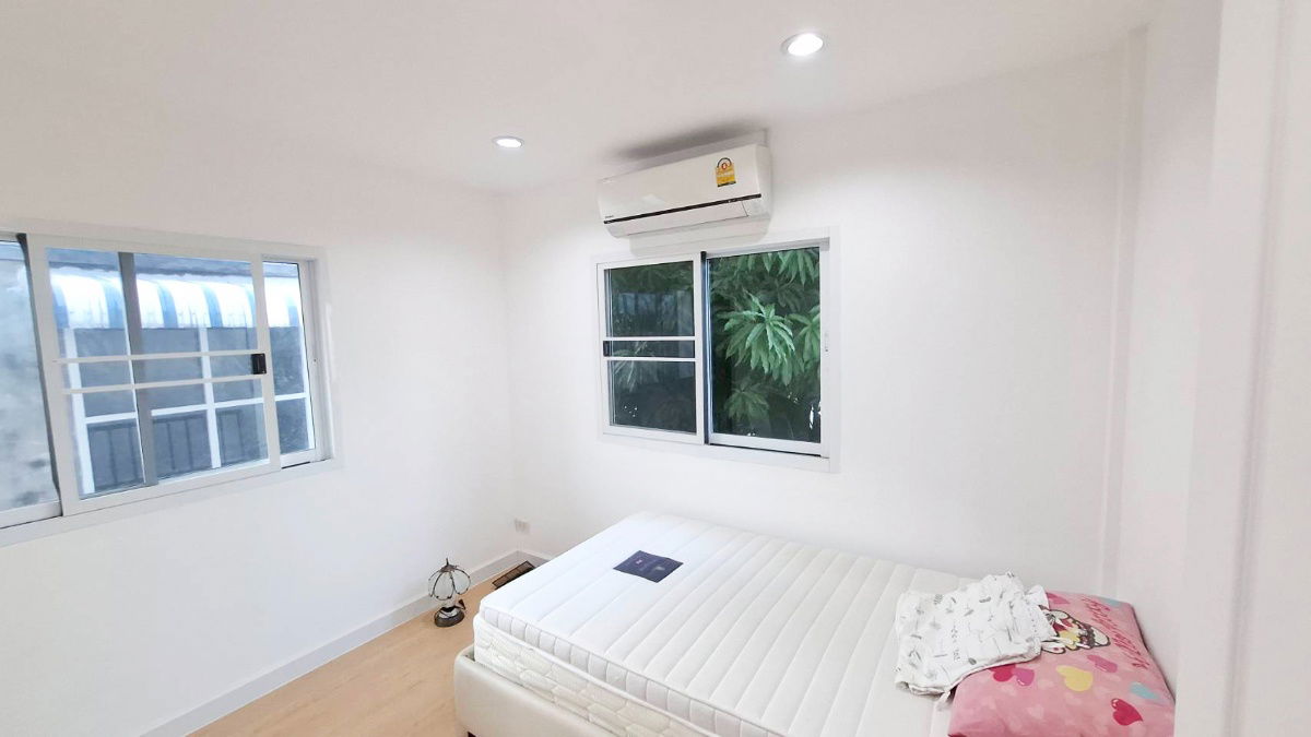 picture For rent, 2-Story Detached House, Renovated, beautiful house - 12/16