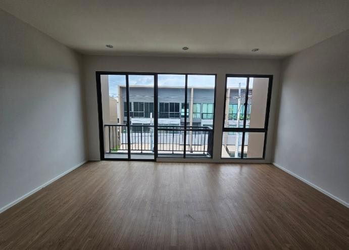 รูป ให้เช่า บ้านกลางเมือง พระราม 9 – กรุงเทพกรีฑา ทาวน์โฮม 3 ชั้น ฟังก์ชันครบ พร้อมเข้าอยู่ - รูปที่ 10/14