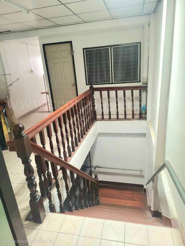 รูป ทาวน์เฮ้าส์ ซอยสุขุมวิท 80 ใกล้ BTS สำโรง ขายพร้อมผู้เช่า ราคาถูก  - รูปที่ 5/7