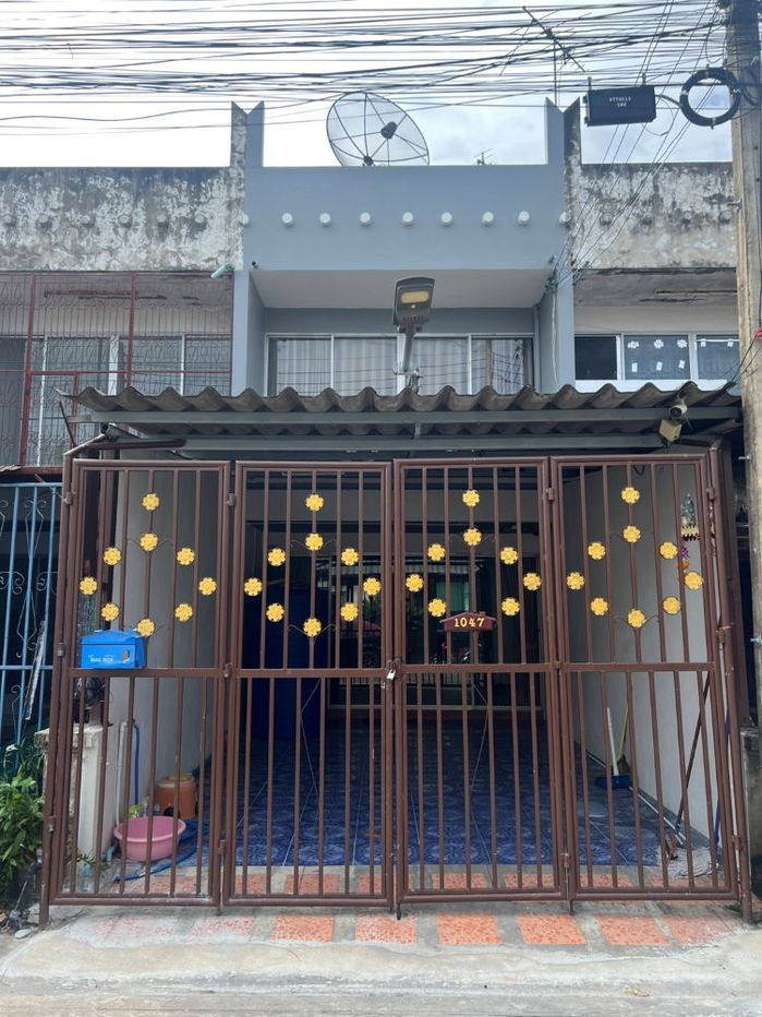 รูป ให้เช่าทาวน์โฮม 2 ชั้น หมู่บ้านเปรมปรีดิ์ คลอง 2 ธัญบุรี รังสิต - นครนายก 54 18 ตร.ว ใกล้ฟิวเจอร์พาร์รังสิต - รูปที่ 1/12