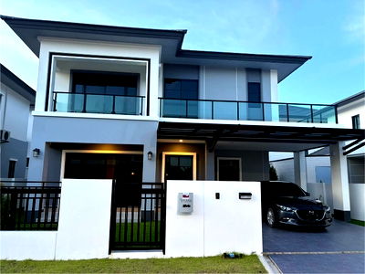 เช่าบ้านเดี่ยว ระยอง : 
บ้านให้เช่า/For Rent 
บ้านเดี่ยว 2 ชั้น 55 ตร.วา พร้อมอยู่ 3 ห้องนอน 3 ห้องน้ำ แวดล้อมไปด้วยสถานที่สำคัญ เดินทางสะดวกสบาย สิ่งอำนวยความสะดวกครบครัน