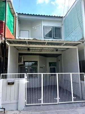 ทาวน์โฮมให้เช่า : ทาวน์เฮ้าส์2ชั้น ให้เช่า 20ตรว. สรงประภา ดอนเมือง ใกล้สนามบินดอนเมือง