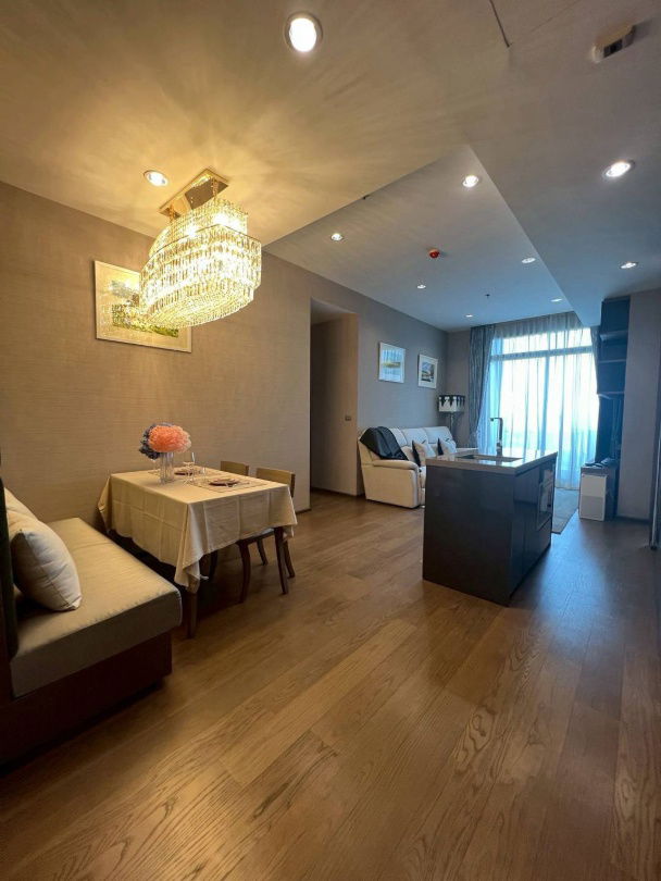 picture ST342 The Diplomat Sathorn Experience elevated living in the heart of Sathorn fully furnished and move-in ready. - 9/10