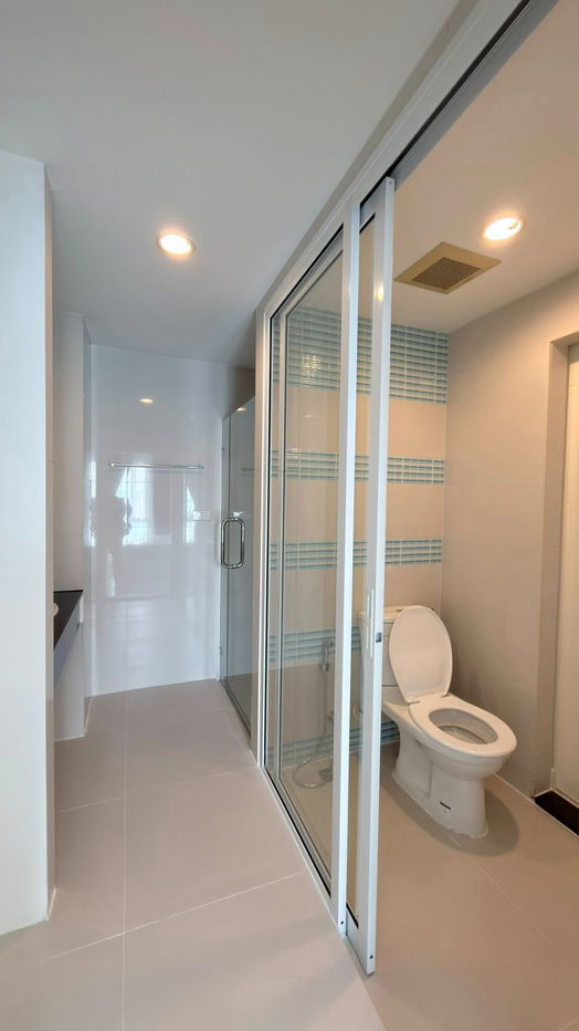 รูป Parc Exo Kaset - Navamintra ห้องสวย ราคาดี สอบถามเพิ่มเติมได้ที่ Line @condorental - รูปที่ 8/11