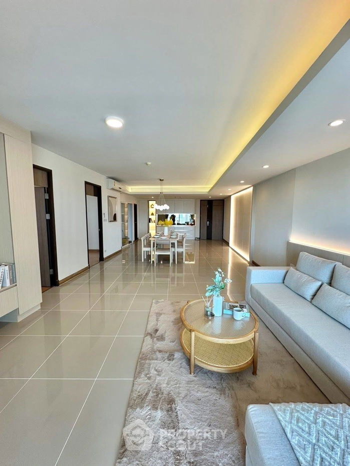 picture 3-BR Condo at Supalai River Resort Charoen Nakhon in Samre (ID 2380801) - 14/23