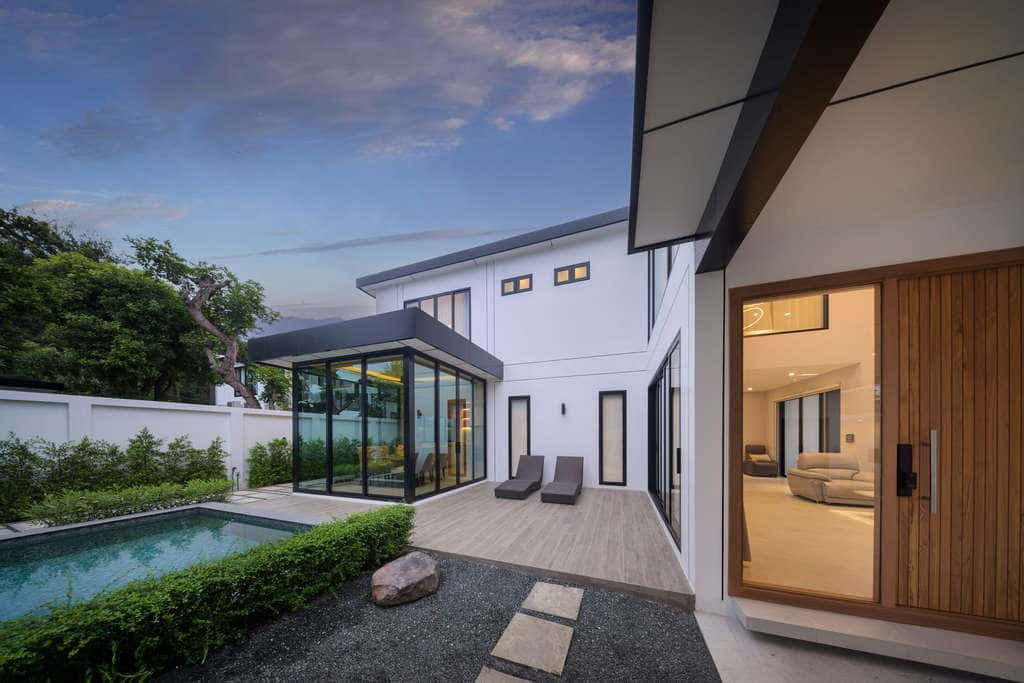 รูป บ้านพลูวิลล่า 4 ห้องนอน ใกล้ปั๊ม ปตท. แม่เหียะ ใกล้พืชสวนโลก - รูปที่ 2/44