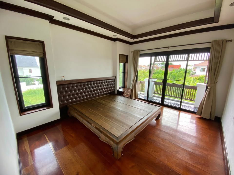 รูป H00518  ให้เช่าบ้านเดี่ยวสองชั้น 3 ห้องนอน 3 ห้องน้ำ 1 ห้องรับแขก - รูปที่ 11/21