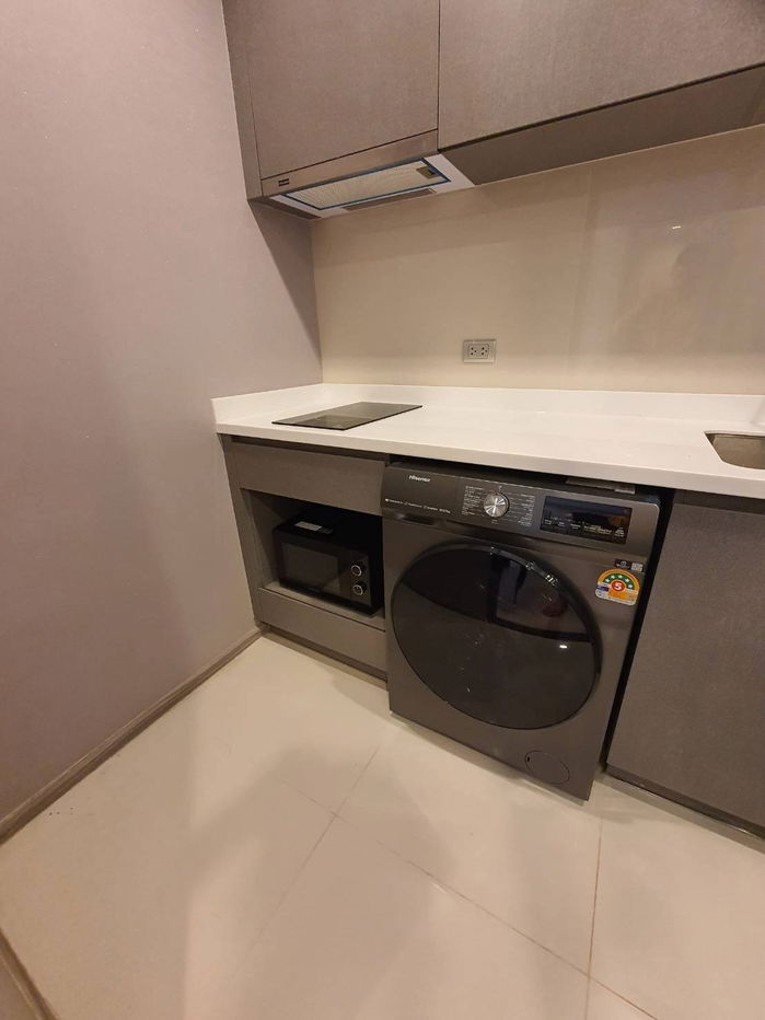 picture ✨🌆Life Asoke Hype – Condo for Rent✨🌆 🚇 MRT Rama 9 (Blue Line) – only 800 m 💰 Rent: 28,000 THB/month 📌 Property Code: RS2826 - 9/15